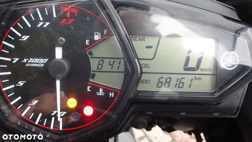 Yamaha R3 - 5