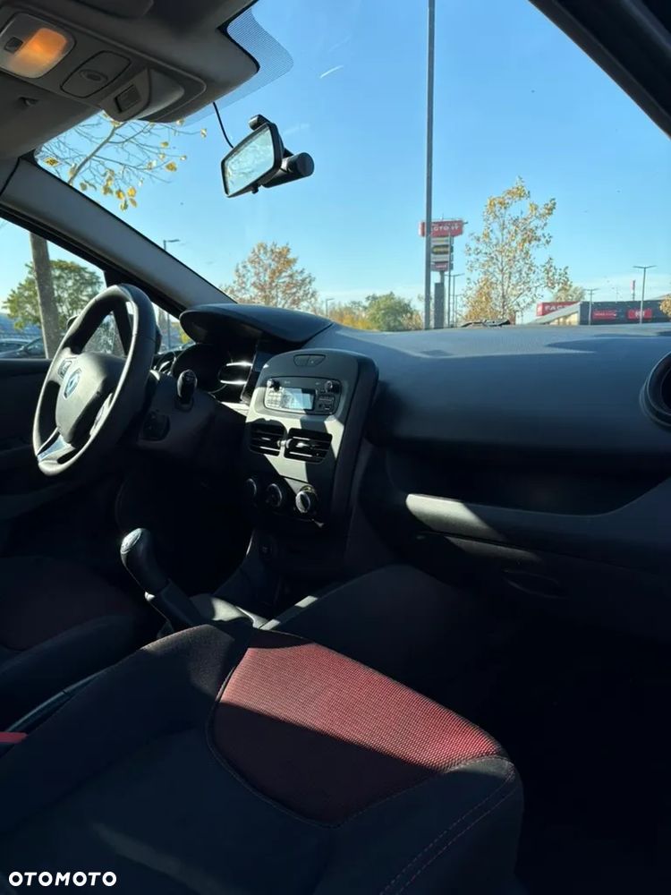 Renault Clio 1.5 dCi Energy Limited EU6 - 21