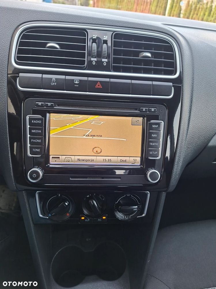 Volkswagen Polo - 17