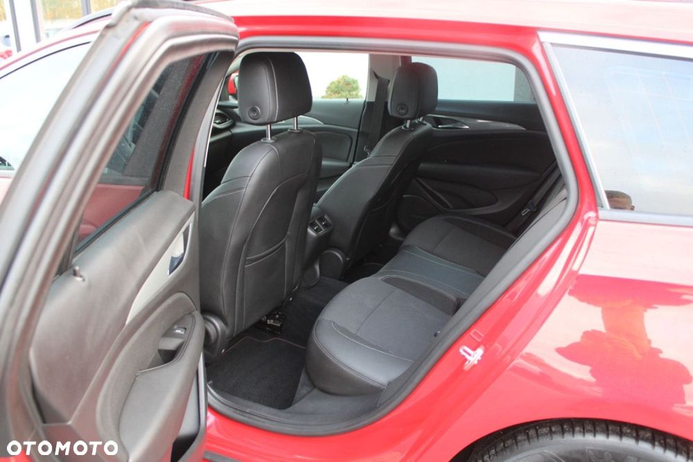 Opel Insignia - 23
