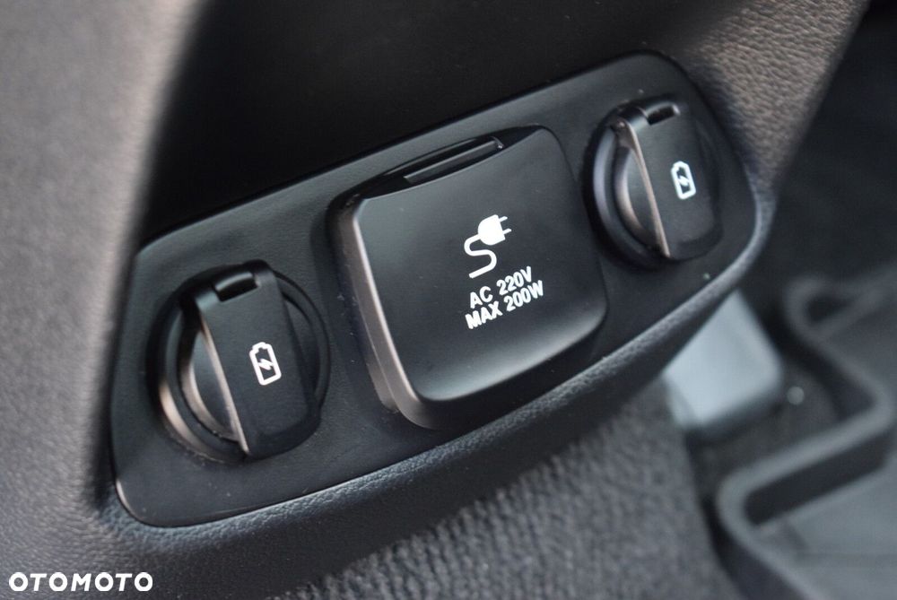 Hyundai Santa Fe - 24