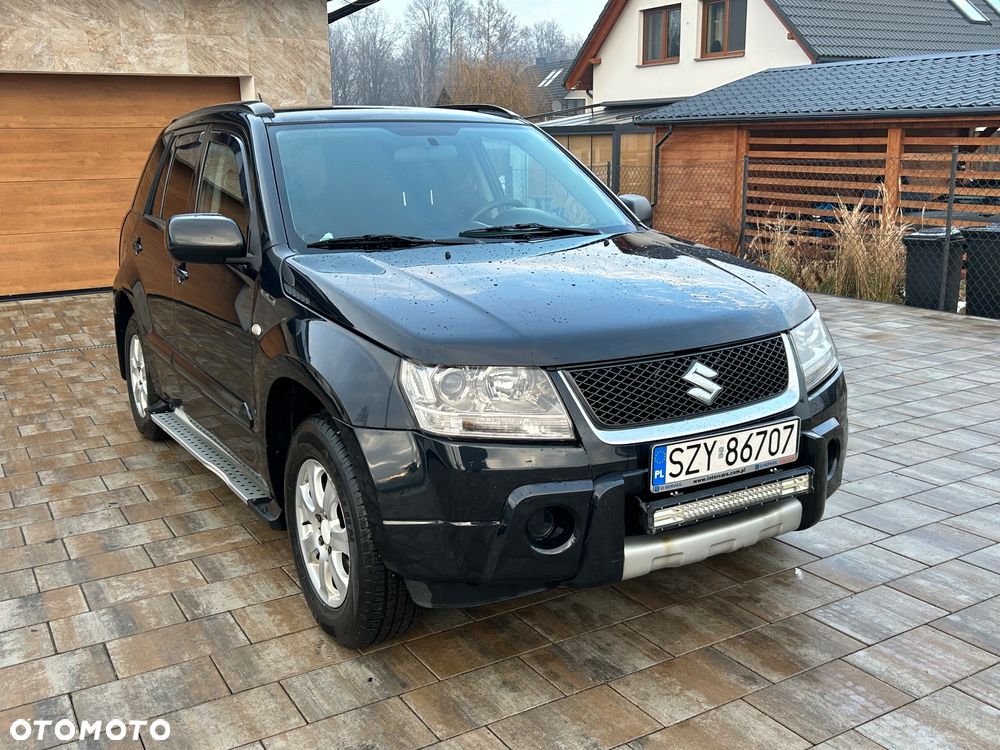 Suzuki Grand Vitara 2.0 Comfort - 1