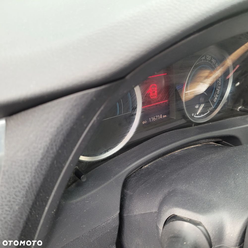 Toyota Auris - 16