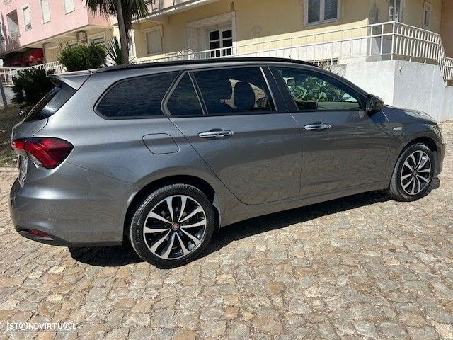 Fiat Tipo Station Wagon 1.3 M-Jet Lounge Tech J17 - 9