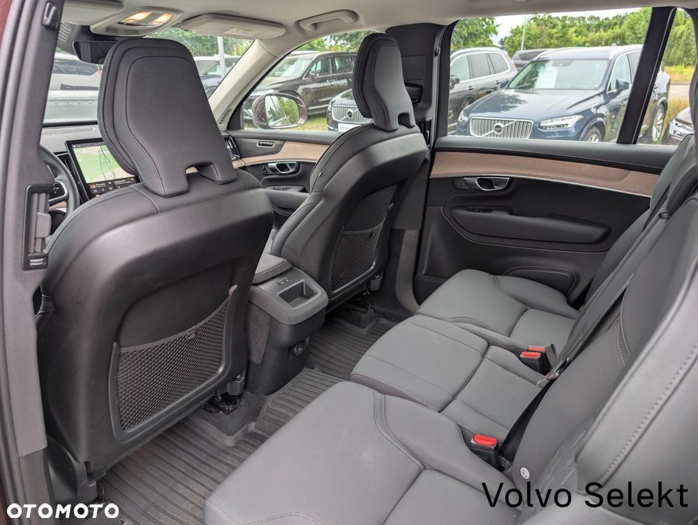 Volvo XC 90 - 23