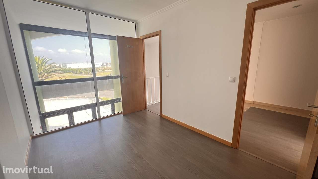 Espaço Comercial Renovado  – Ideal para Comércio ou Escritório - Grande imagem: 3/15