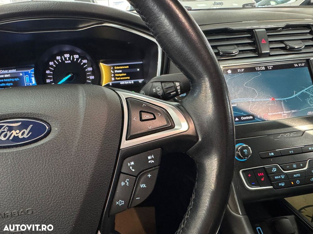 Ford Mondeo 2.0 HEV Titanium - 29