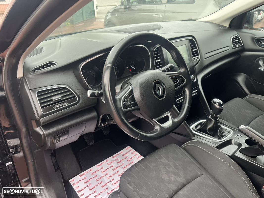 Renault Mégane Sport Tourer 1.5 dCi Limited - 8