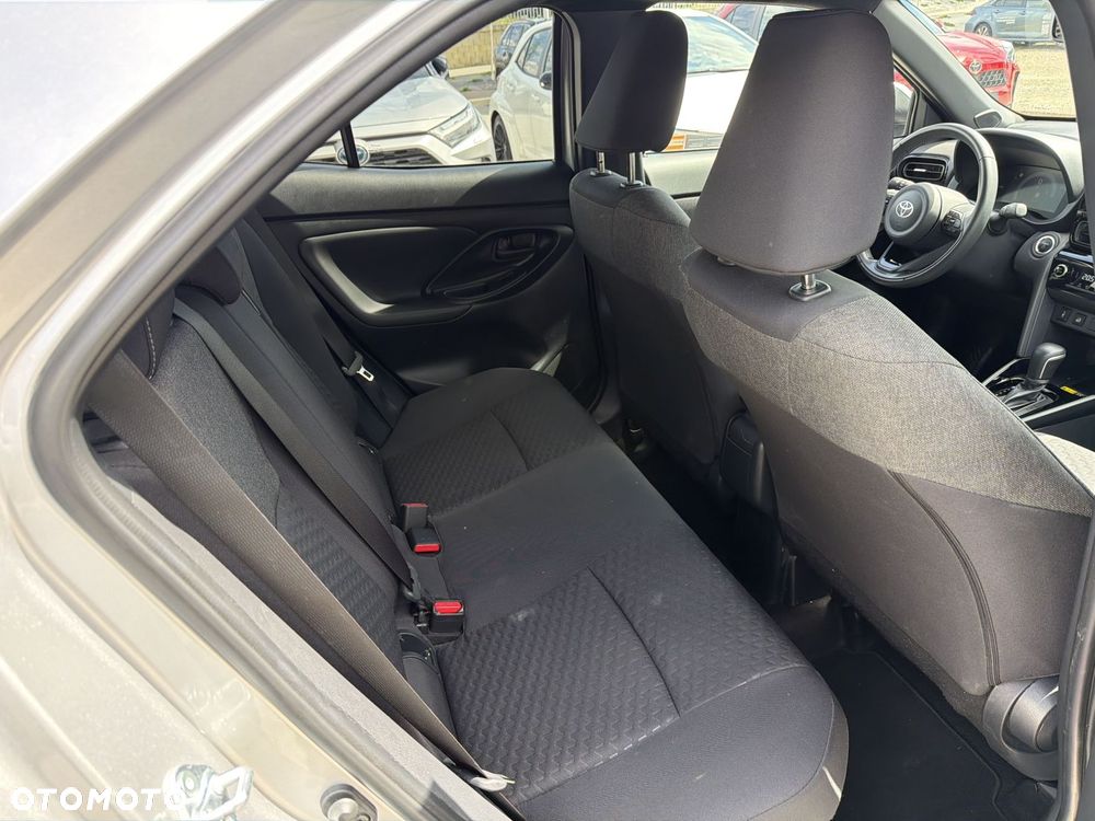 Toyota Yaris Cross Hybrid 1.5 Style AWD - 10
