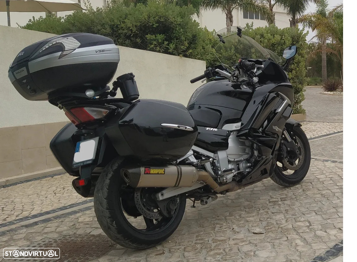 Yamaha FJR - 2