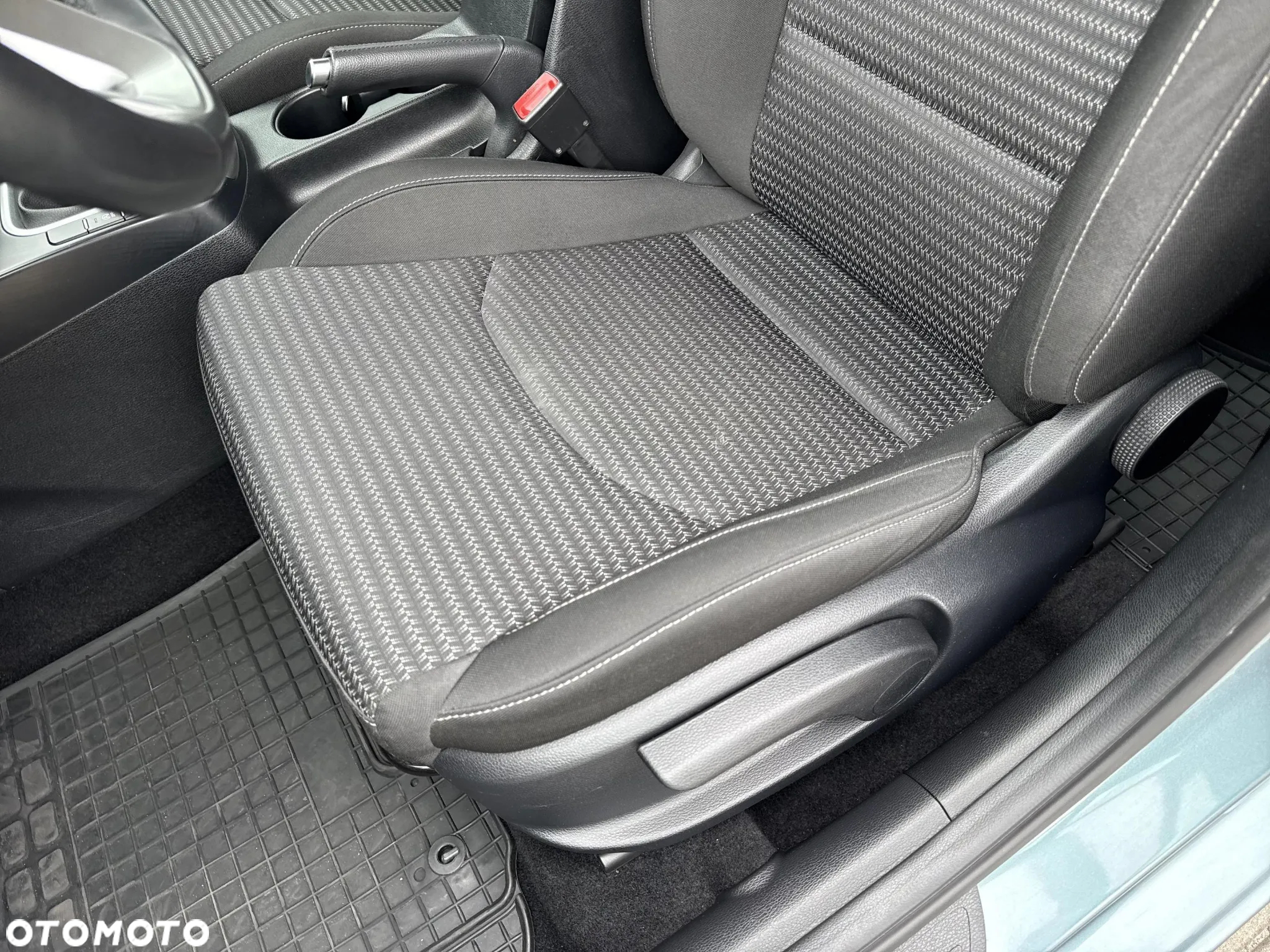 Kia Ceed 1.5 T-GDI M - 12