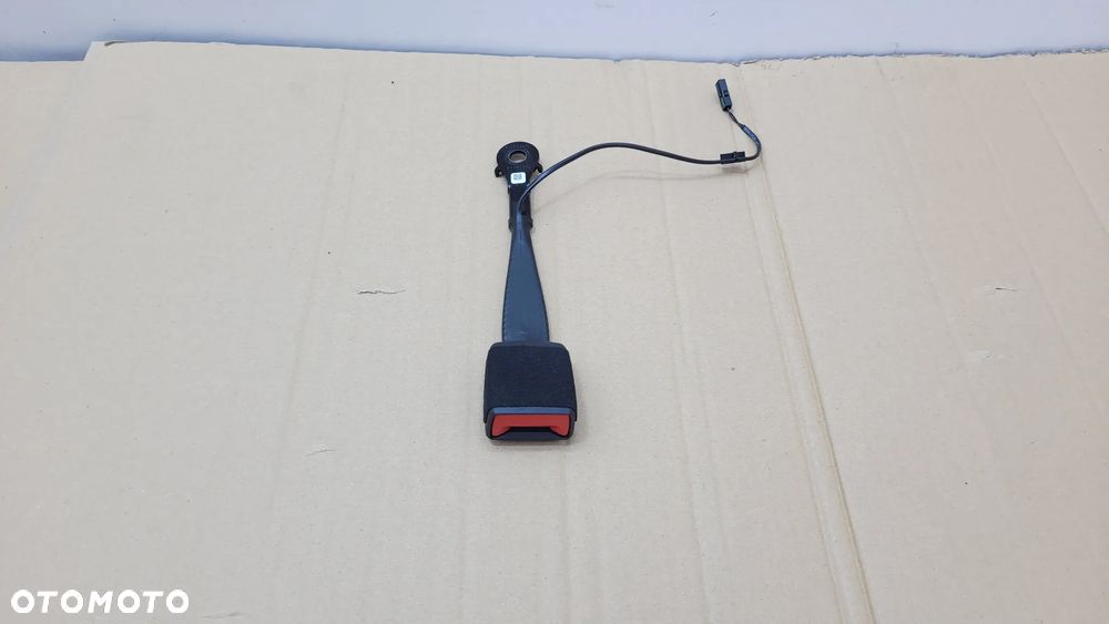 Zamek zapinka pasa Audi A4 A5 A6 A7 Q3 Q7 8W0 - 3