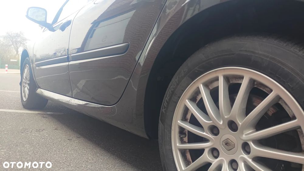 Renault Laguna dCi 110 FAP Dynamique - 29