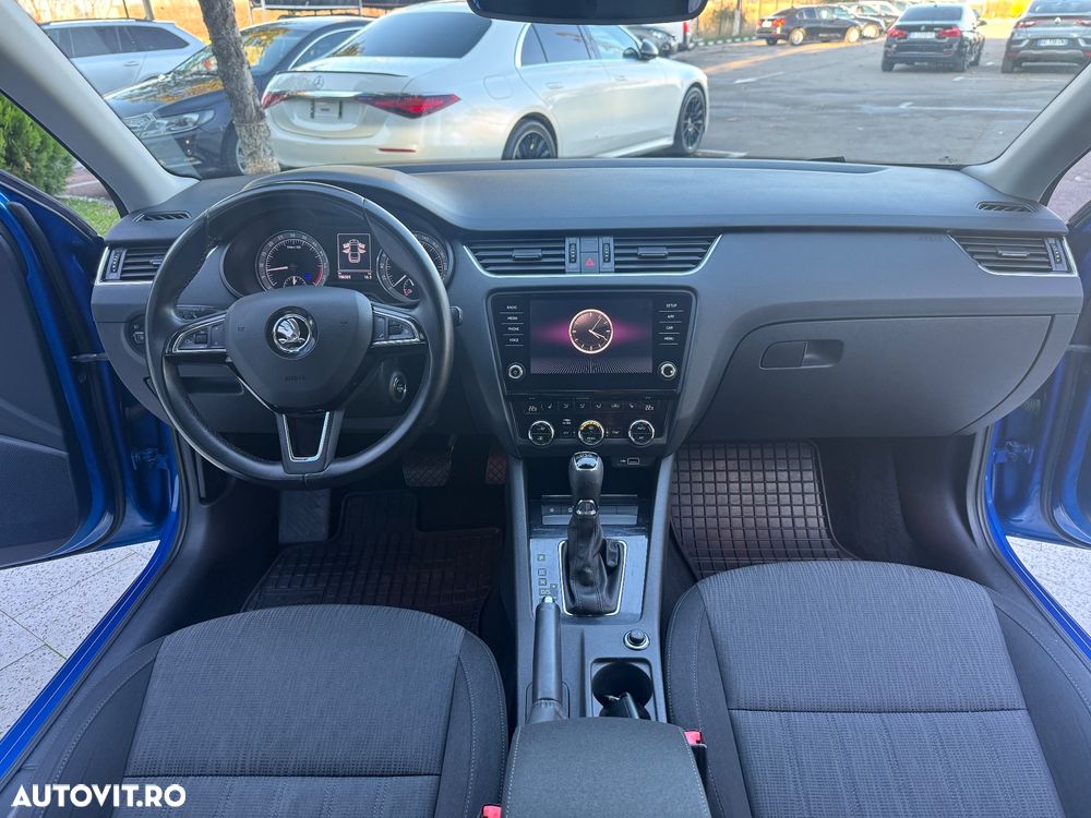 Skoda Octavia 2.0 TDI DSG Ambition - 18