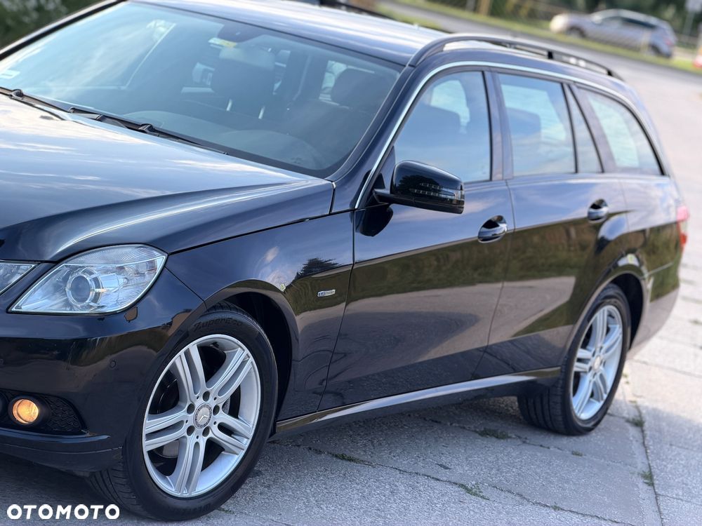 Mercedes-Benz Klasa E 220 CDI DPF BlueEFFICIENCY Automatik Elegance - 11