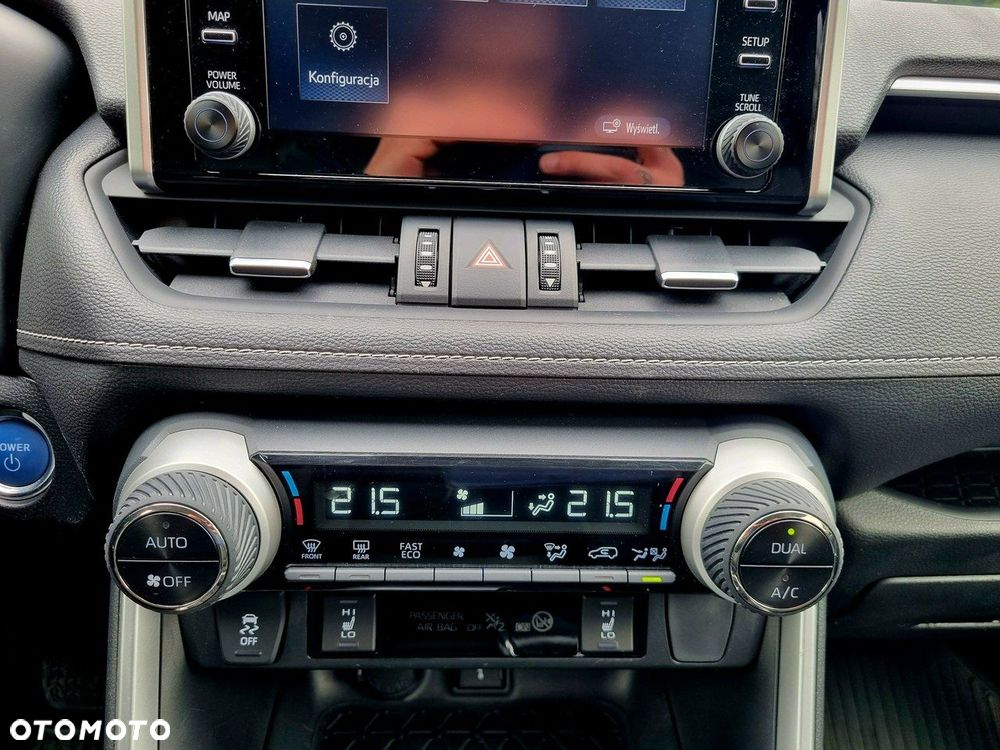 Toyota RAV4 - 22