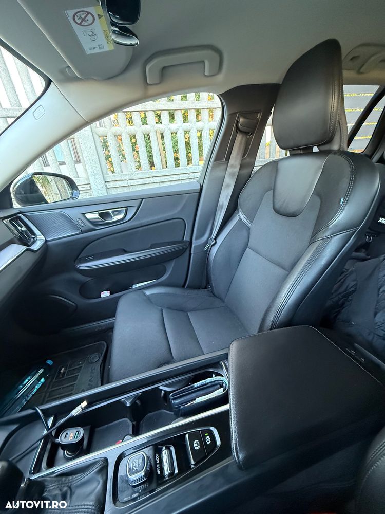 Volvo V60 D3 Momentum - 8