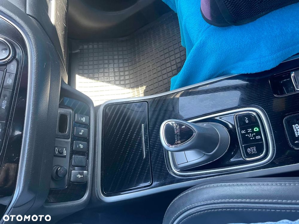 Mitsubishi Outlander - 39