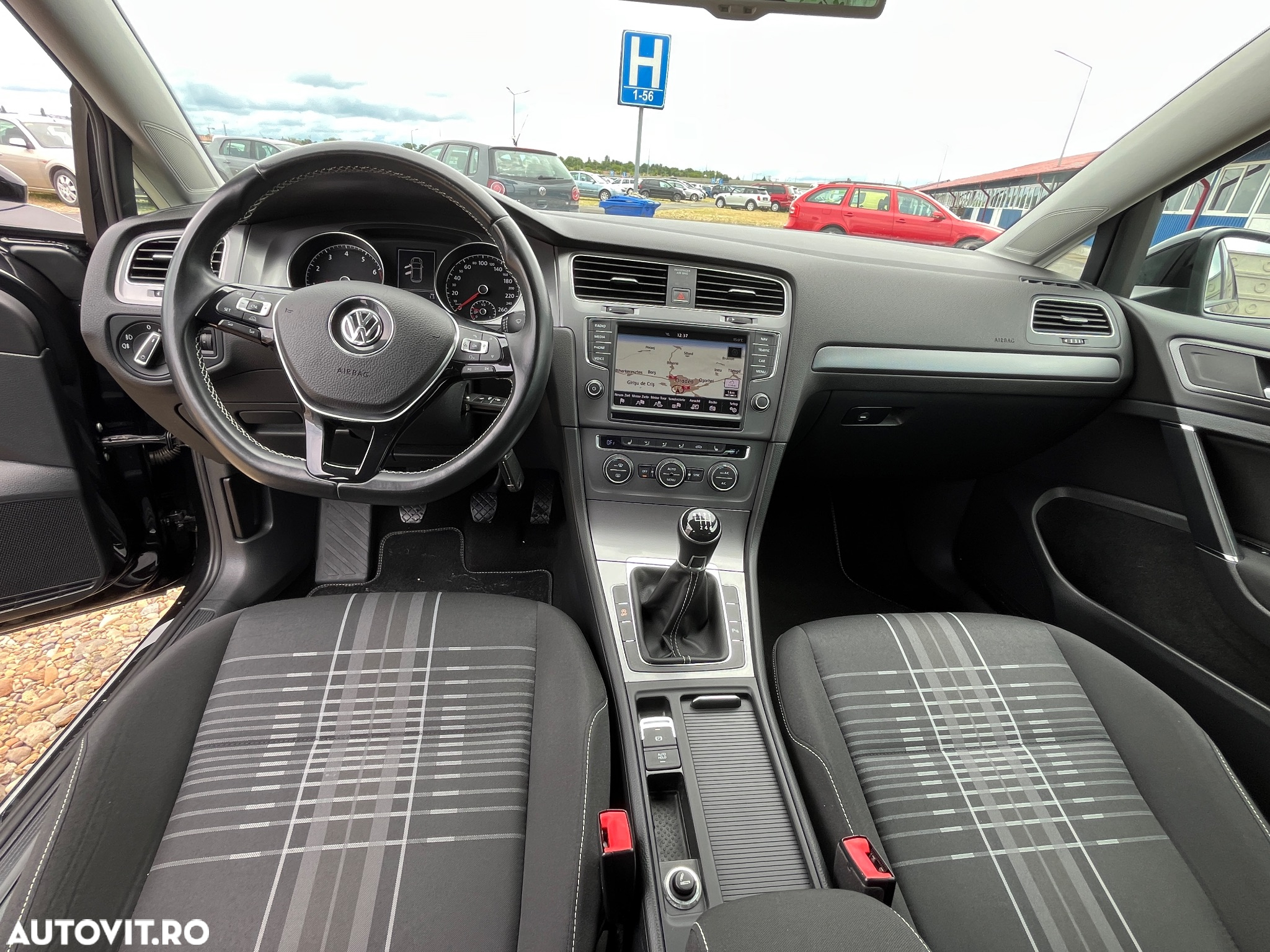 Volkswagen Golf 1.4 TSI ACT BlueMotion Technology Lounge - 10