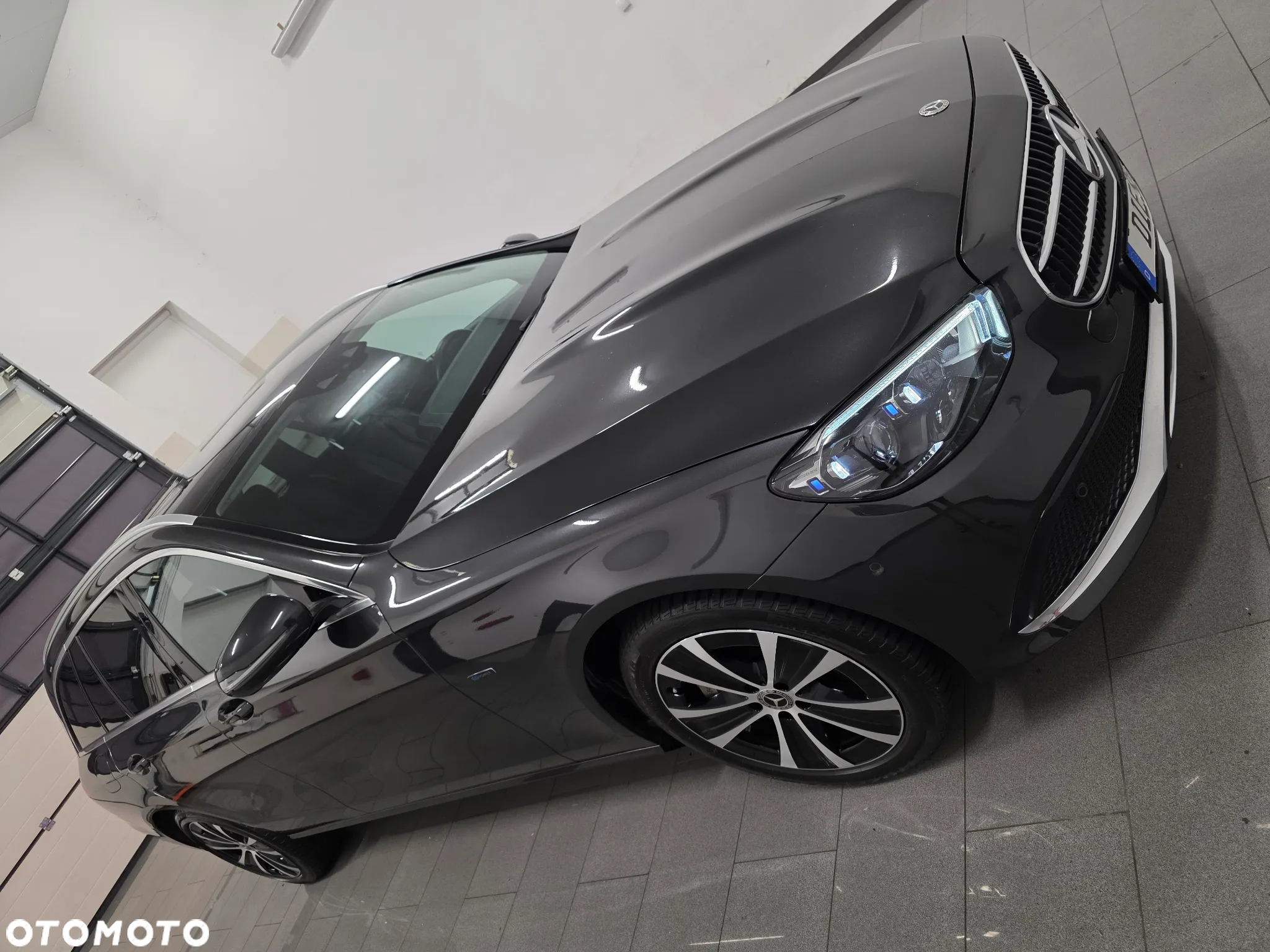 Mercedes-Benz Klasa E 300 de 9G-TRONIC Exclusive - 3