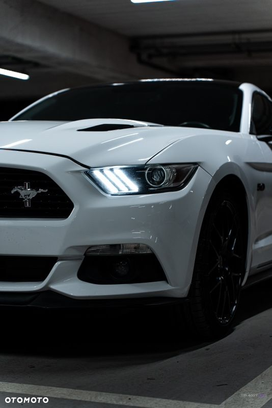 Ford Mustang 5.0 V8 GT - 5