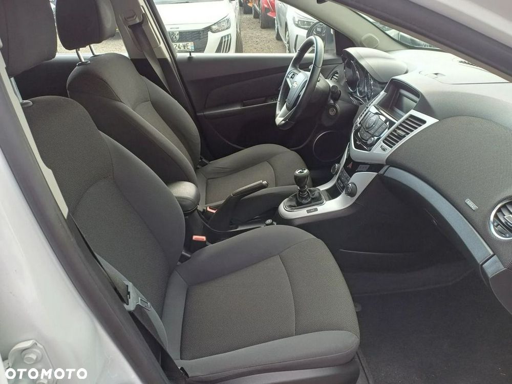 Chevrolet Cruze 2.0 LTZ - 11