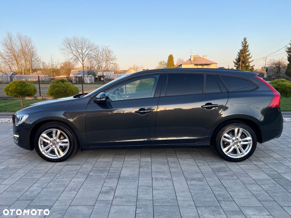 Volvo V60 D3 Summum - 4