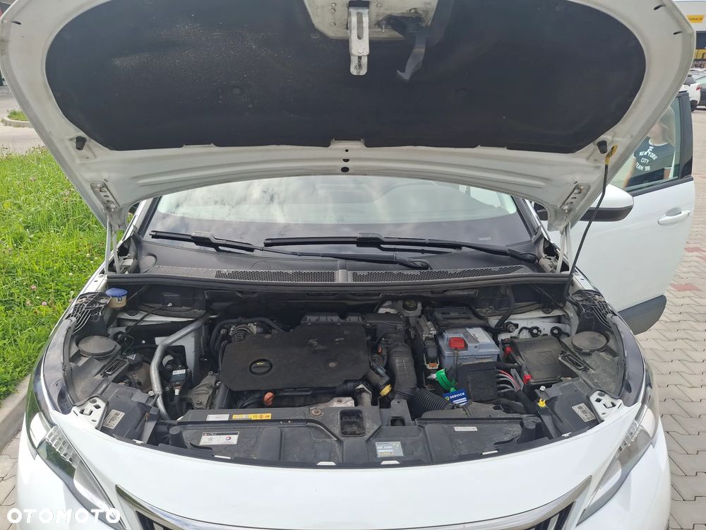 Peugeot 3008 1.5 BlueHDi Active S&S - 8