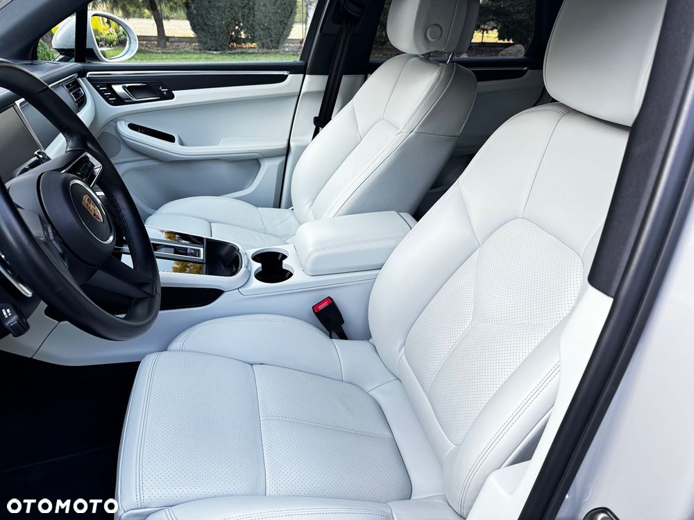Porsche Macan Standard - 15