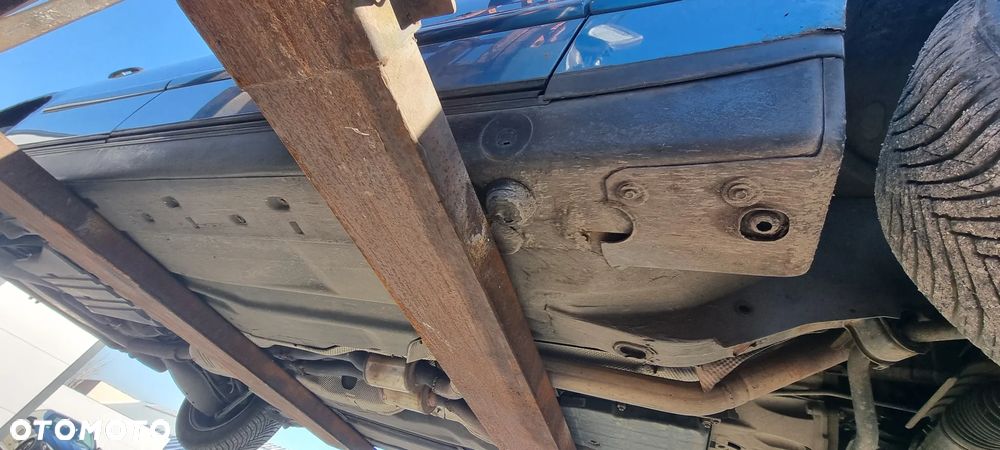 Mercedes-Benz Klasa E 420 T Avantgarde - 35