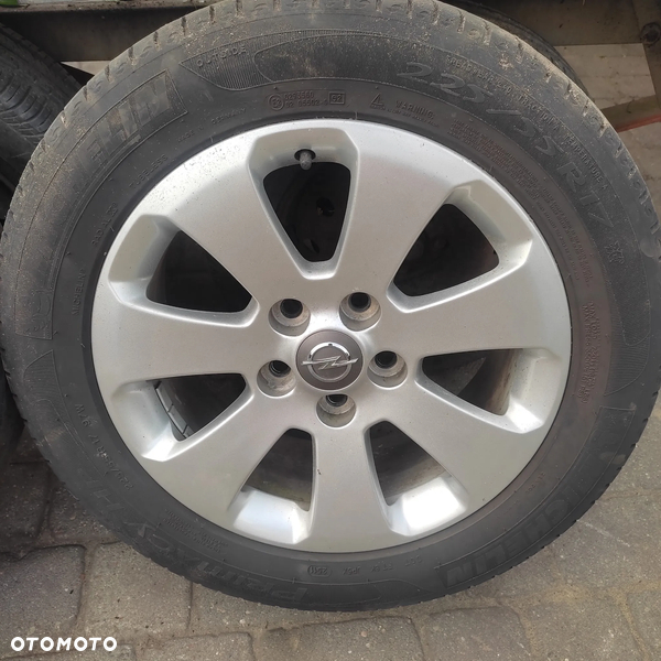 Opel Insignia a 17" 225/55R17 lato felgi stan idealny