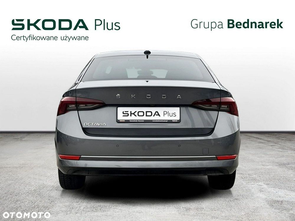 Skoda Octavia 2.0 TDI Style DSG - 4