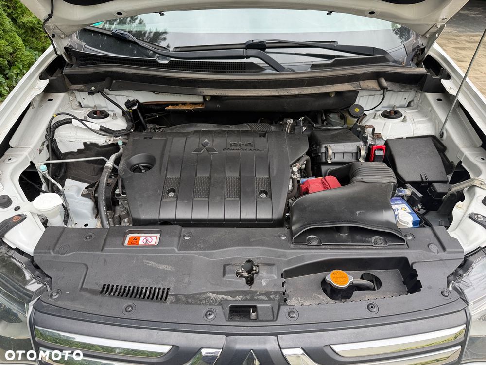 Mitsubishi Outlander 2.2 DID Intense - 27