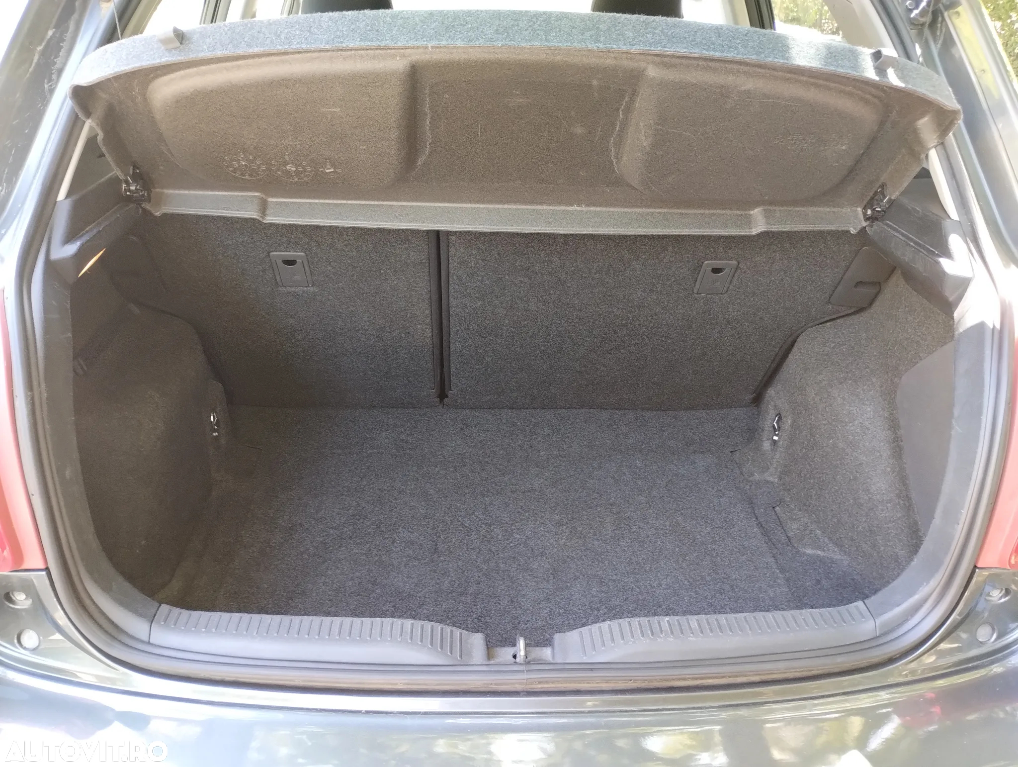 Toyota Auris 1.3 Dual VVT-i Executive - 8
