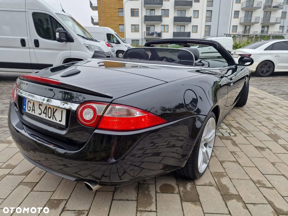 Jaguar XK - 25