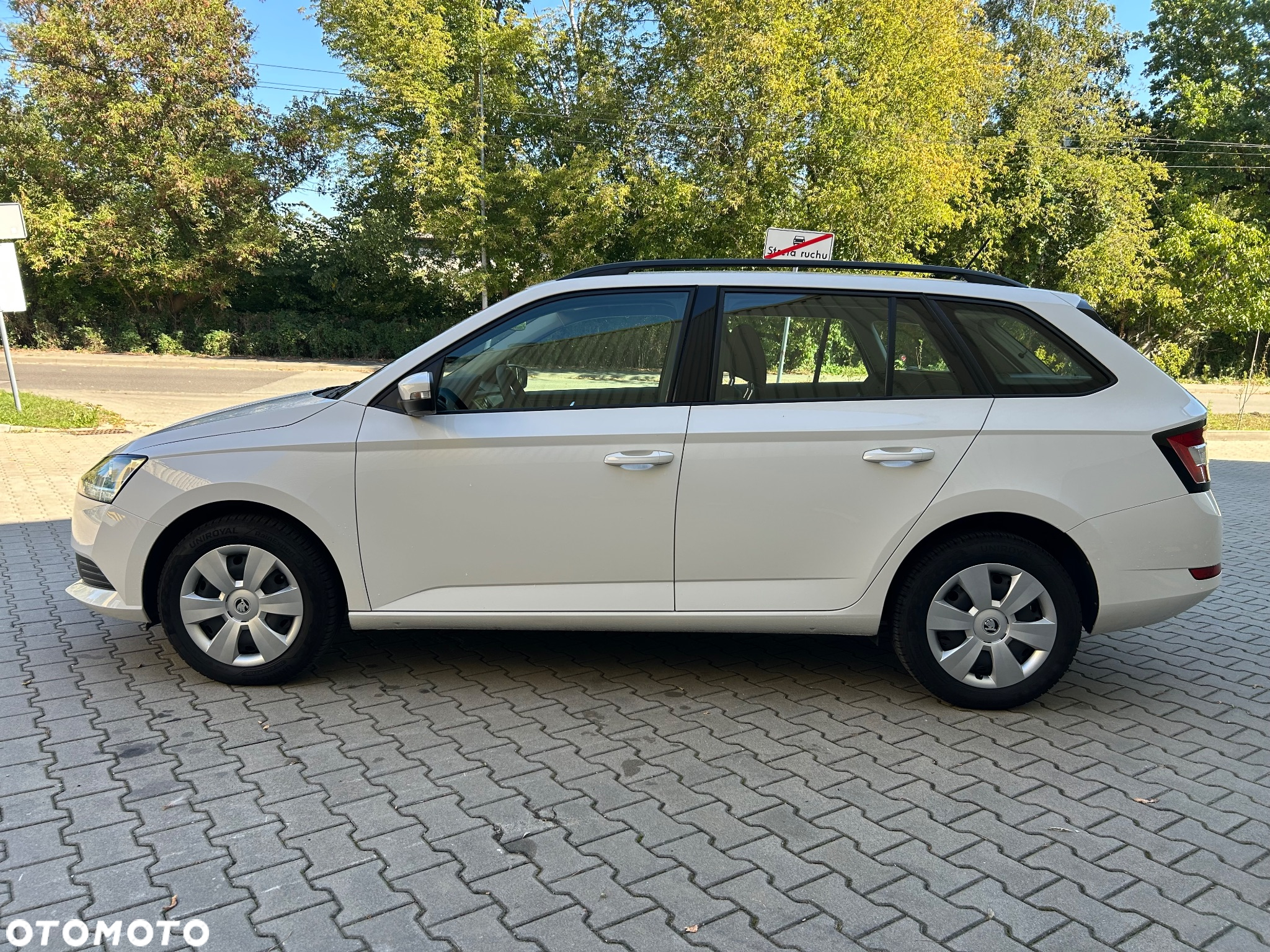Skoda Fabia 1.0 Ambition - 4
