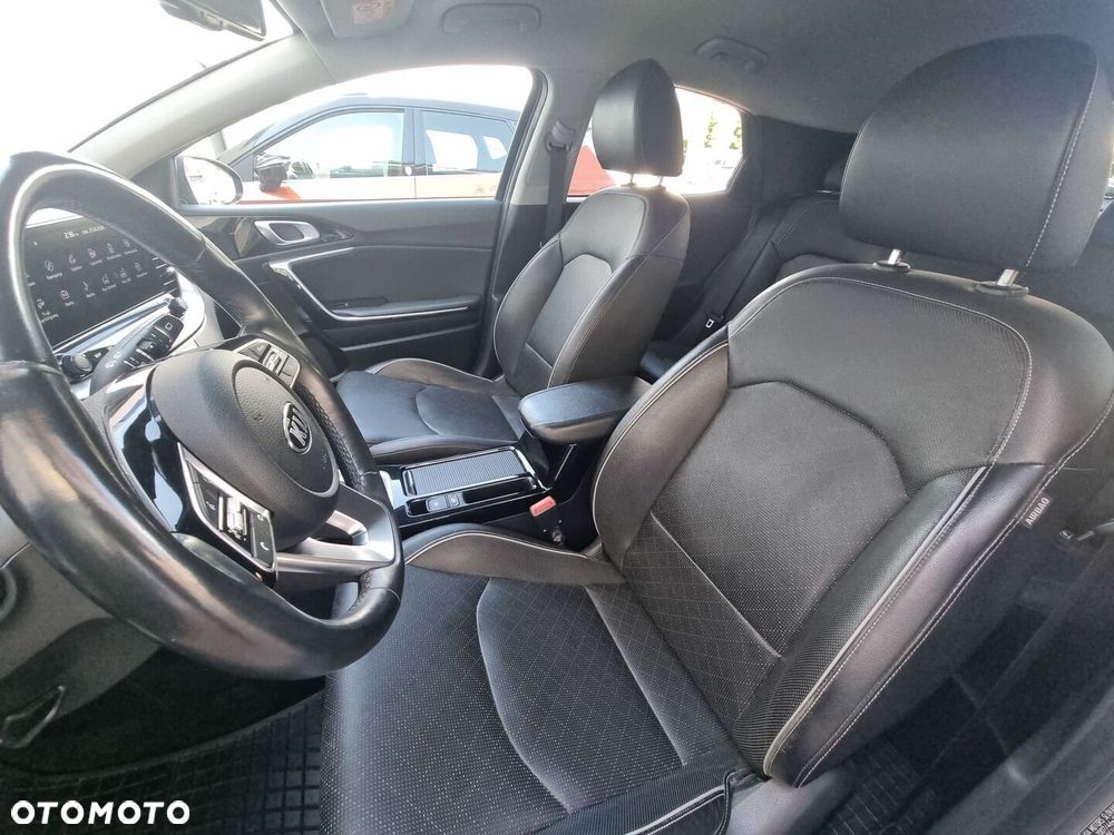 Kia XCeed 1.4 T-GDI XL DCT - 14