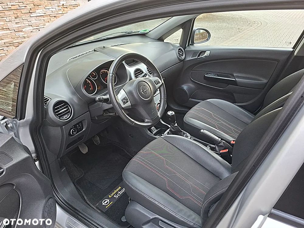 Opel Corsa 1.4 16V 150 Jahre - 28