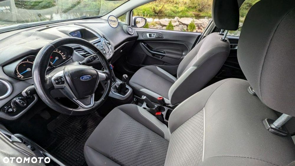 Ford Fiesta - 13
