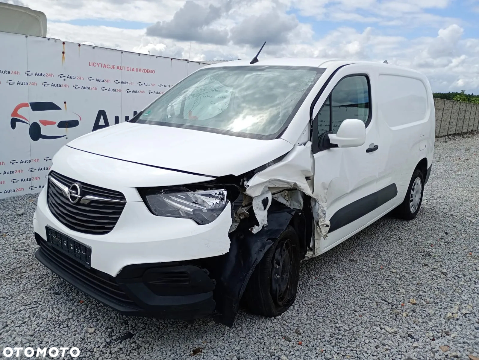 Opel COMBO - 4
