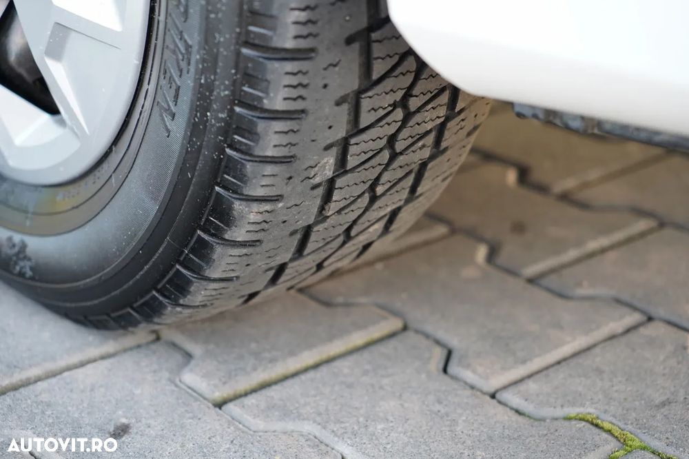 Renault TRAFIC III / AUTOBUS / 9 LOCURI / 90.000 KM / PRIMUL PROPRIETAR / SHOWROOM POLONESE / 2022 / - 12