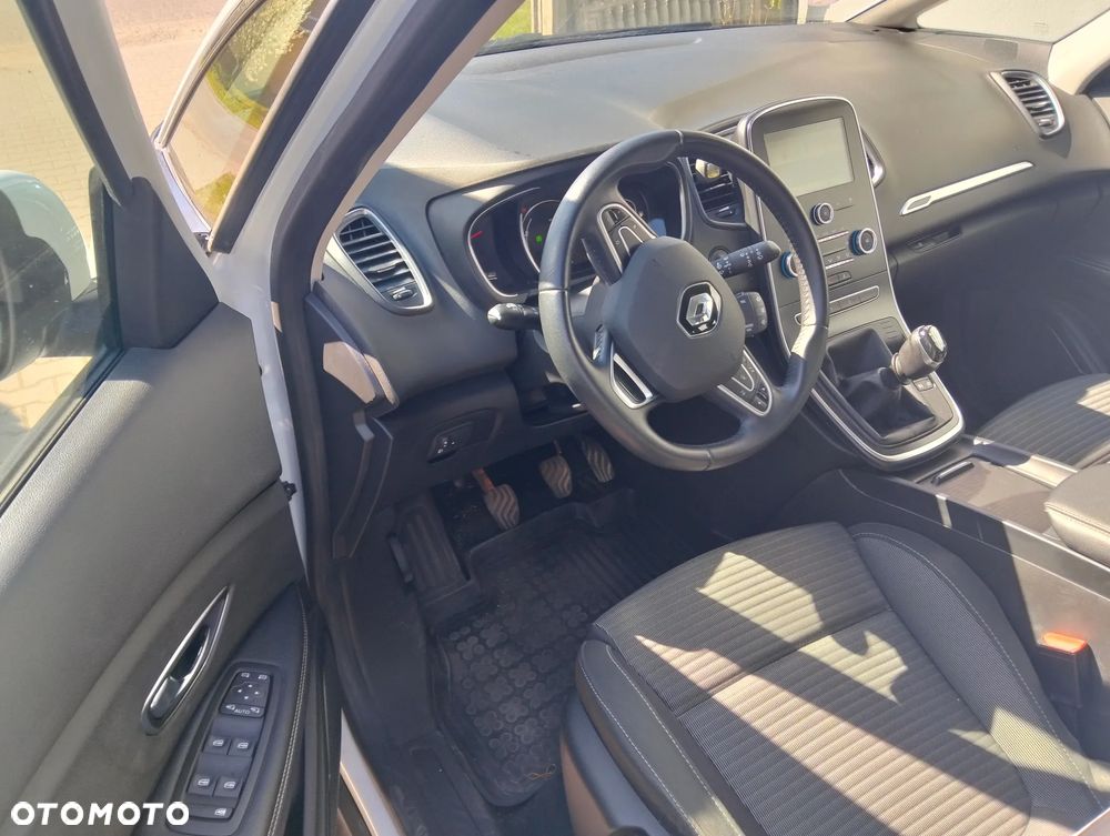 Renault Scenic TCe 140 GPF LIMITED - 7