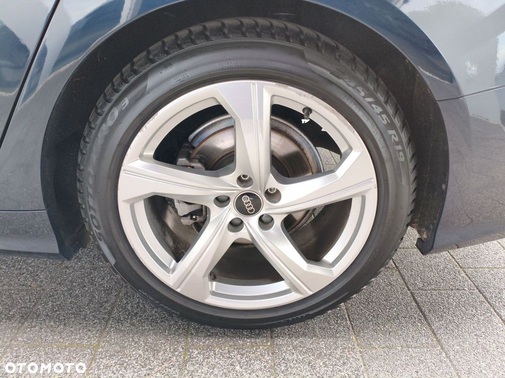 Audi A6 Avant - 27