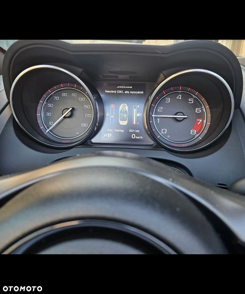 Jaguar F-Type Standard - 9