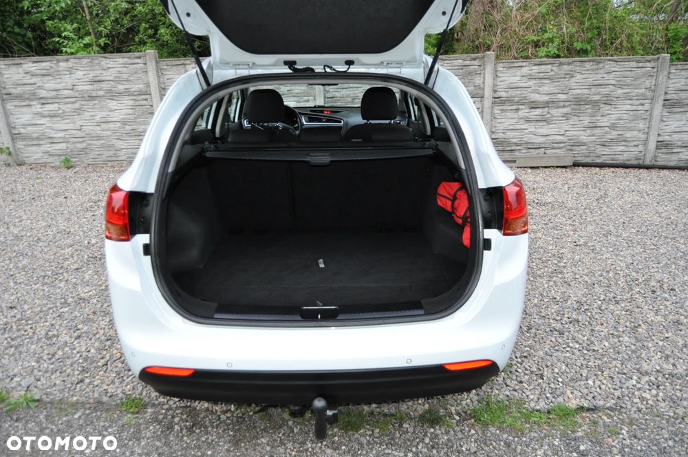 Kia Ceed 1.6 GDI L - 15