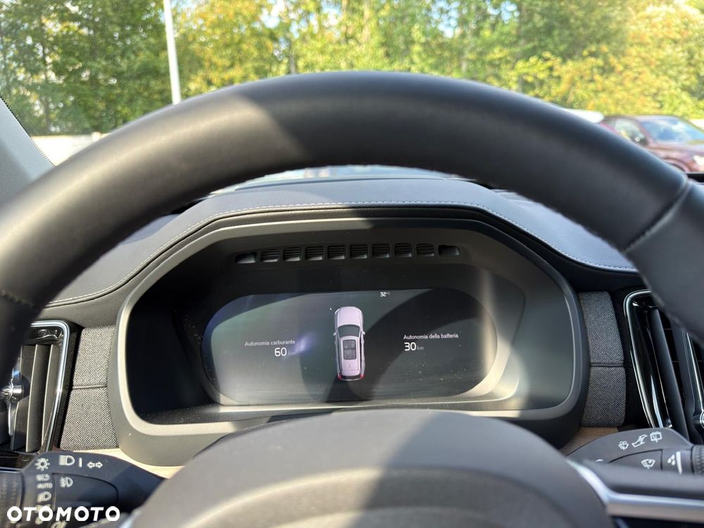 Volvo XC 90 - 22