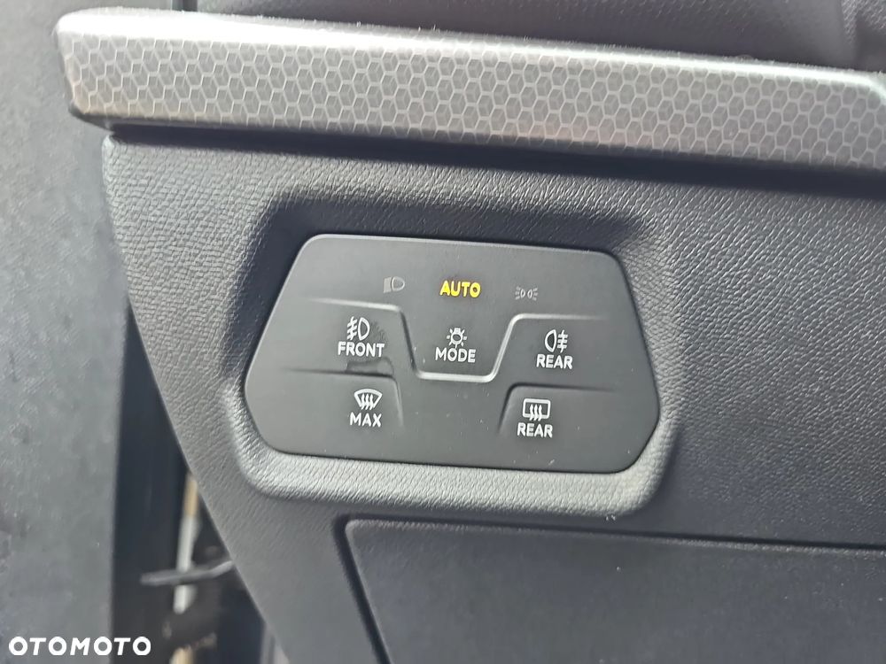 Seat Leon Sportstourer 1.5 TSI Style - 20