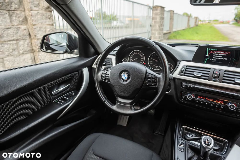 BMW Seria 3 - 26