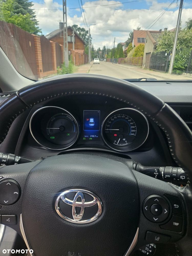 Toyota Auris 1.8 HSD Prestige NAVI - 4