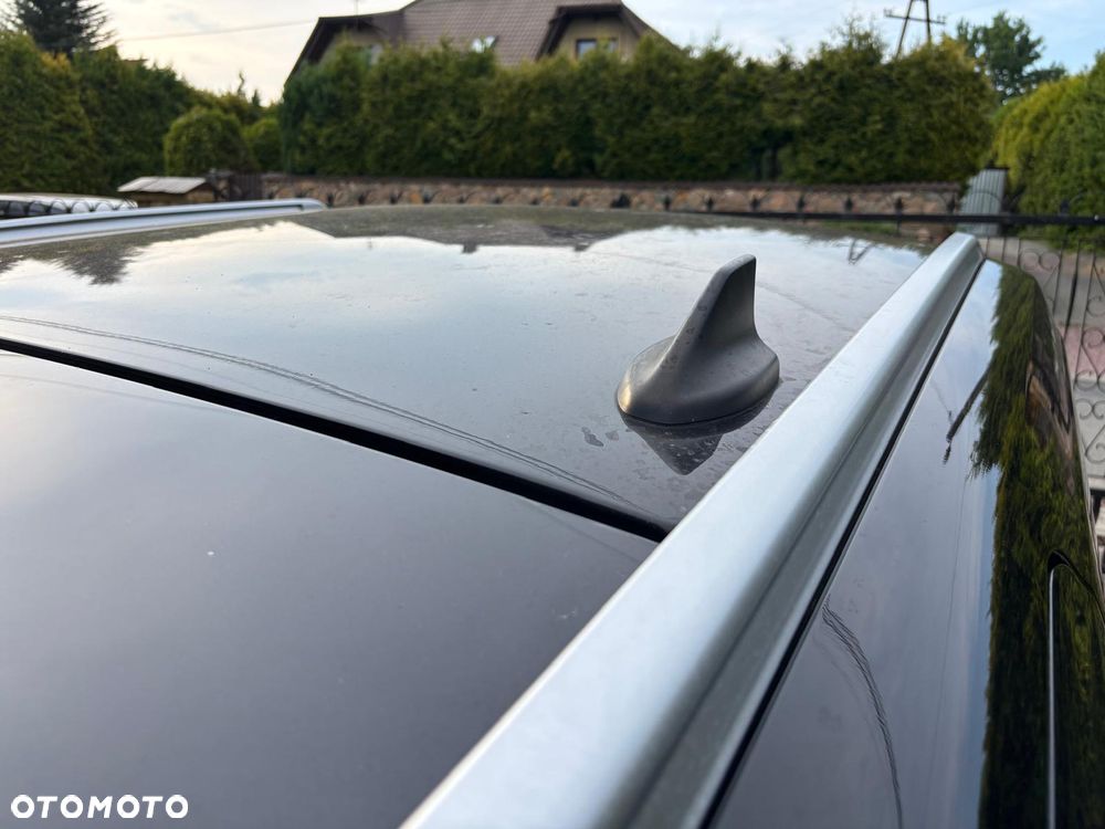 Ford Tourneo Connect Grand - 21